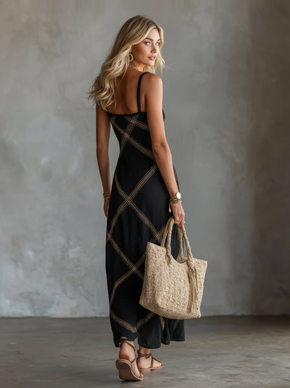 Stina | Maxikjole med geometrisk print i sort og camel