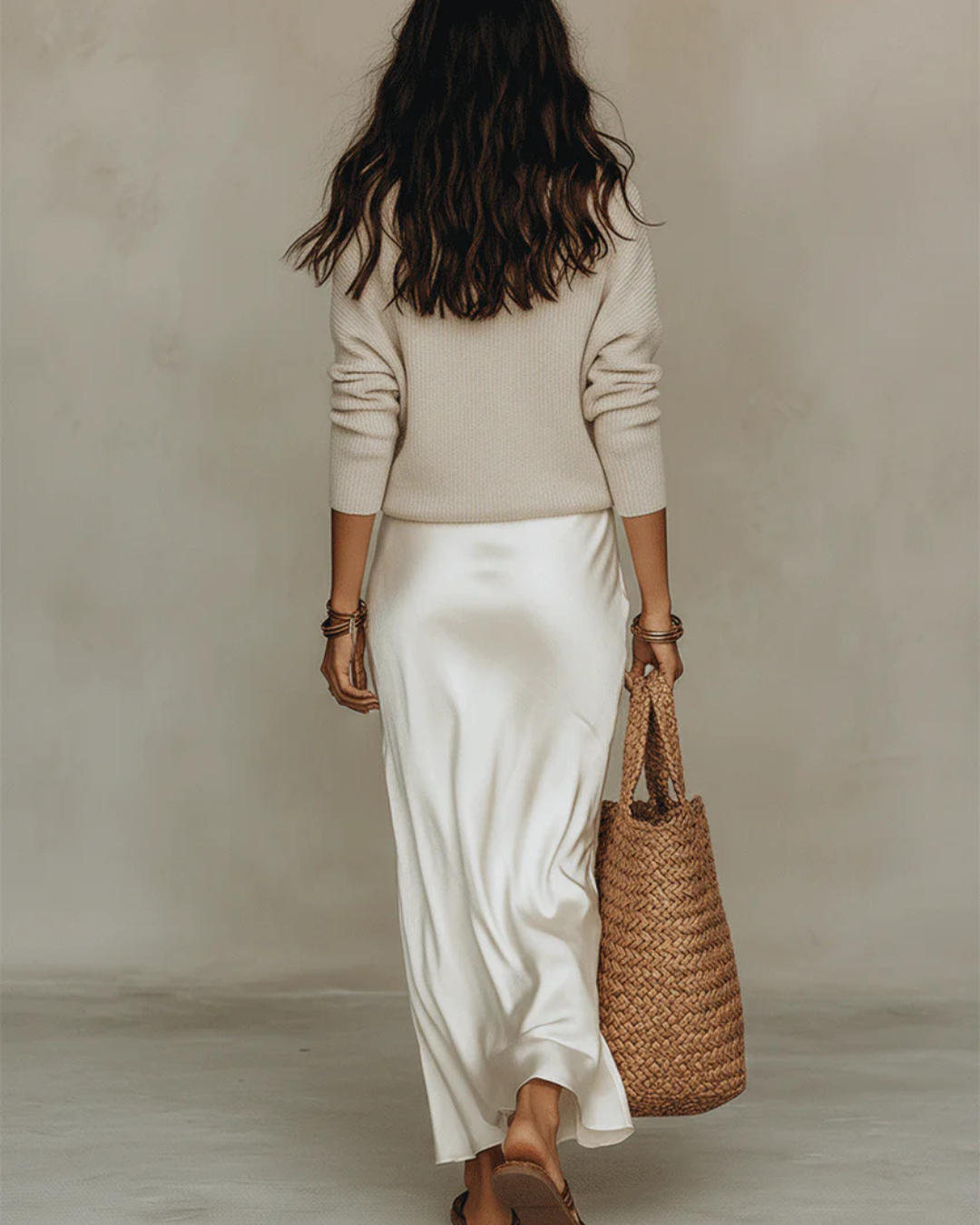 Eline | Elegant midikjole i satin