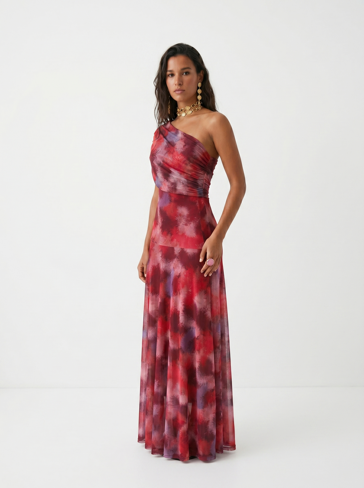 Lisa | Elegant og enkel lang kjole med bardot-udskæring