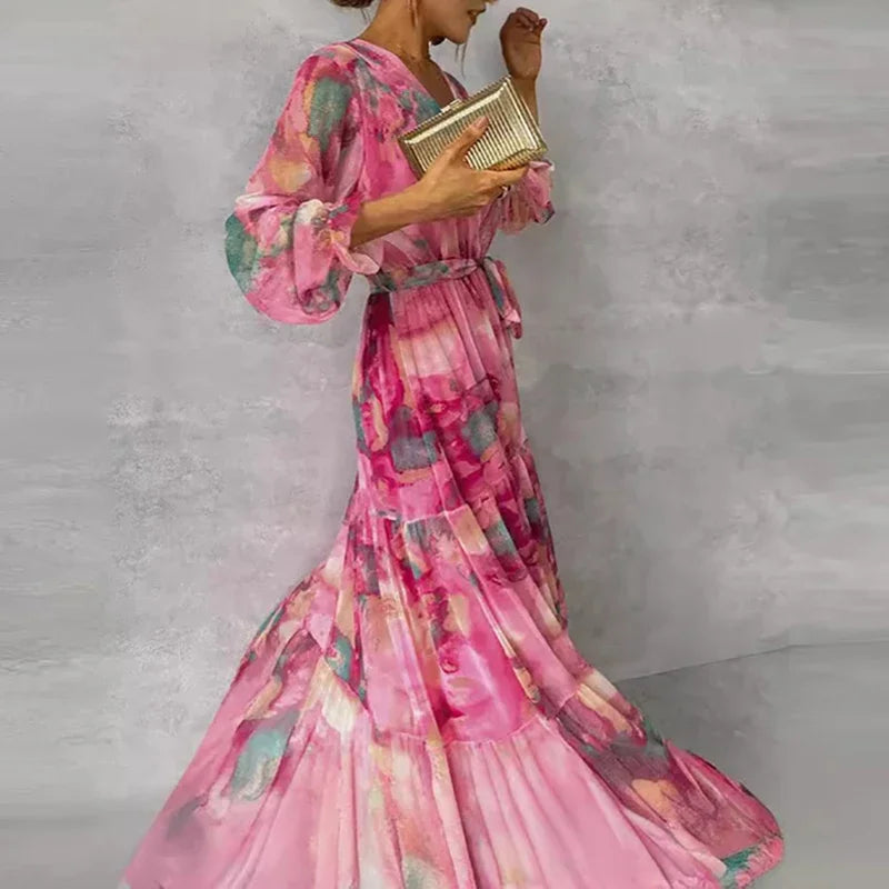 Sofie | Elegant kjole med blomsterprint