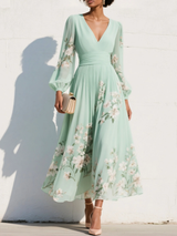Susanne | Plisseret maxikjole i mintgrøn chiffon med blomsterprint