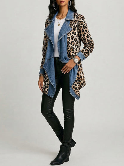 Sherilyn | Halvlang Jakke med Leopardprint og Vasket Denimpaneler